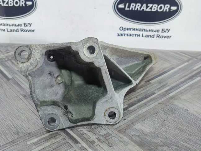 Кронштейн ДВС левый Range Rover Sport L320 3.6