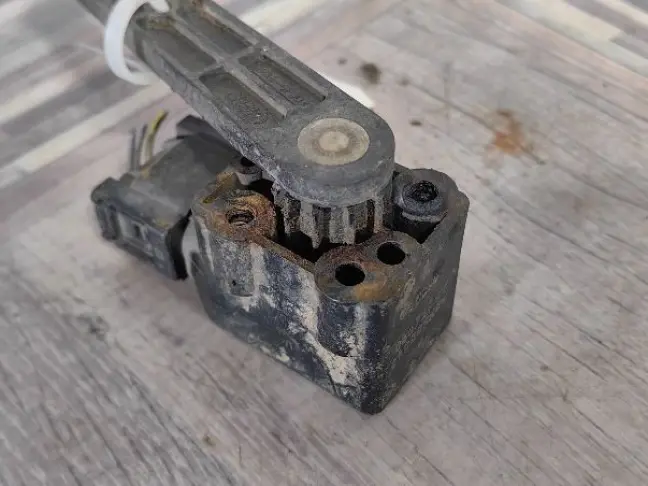 Датчик положения кузова задний RRS L320 дорест