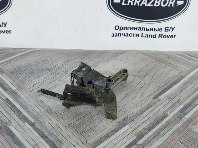 Датчик положения кузова передний RRS L320 дорест