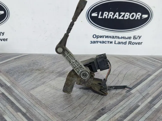 Датчик положения кузова передний RRS L320 дорест