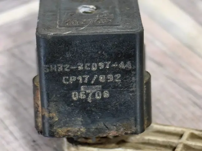 Датчик положения кузова передний RRS L320 дорест