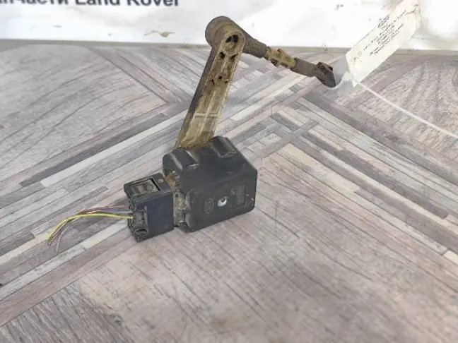 Датчик положения кузова передний RRS L320 дорест