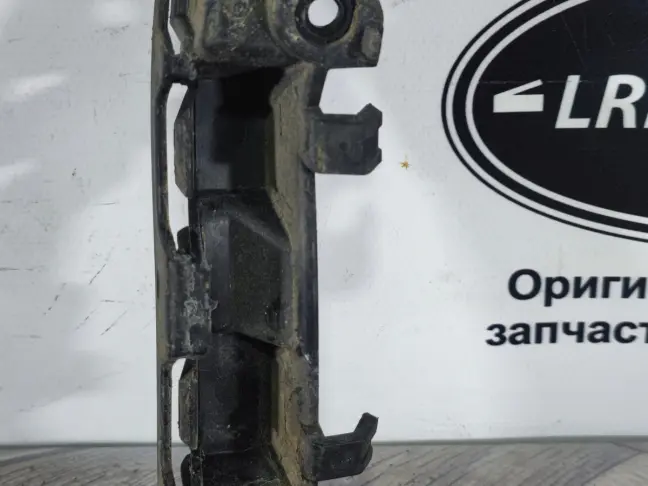 Кронштейн бампера правый Range Rover L320 05-09
