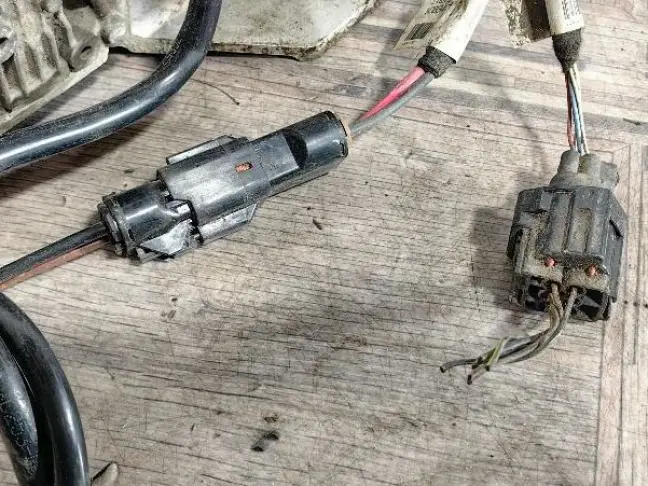 Компрессор пневмоподвески AMK L319/L320 05-13