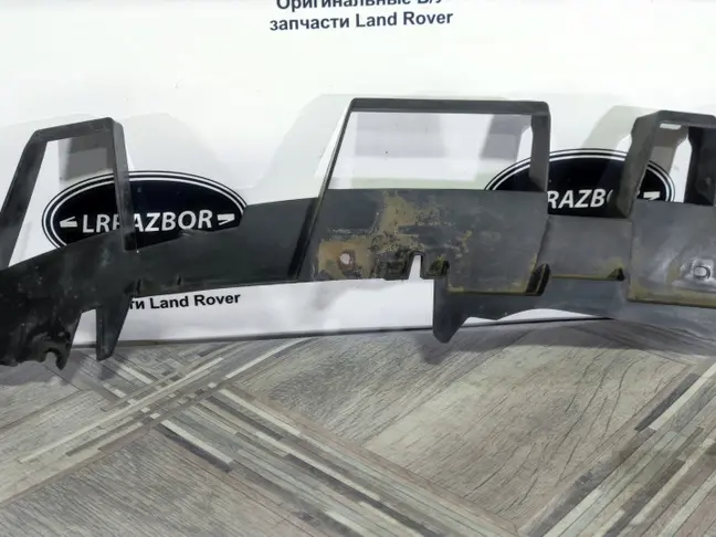 Кронштейн бампера левый Range Rover Sport L320
