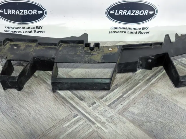 Кронштейн бампера левый Range Rover Sport L320