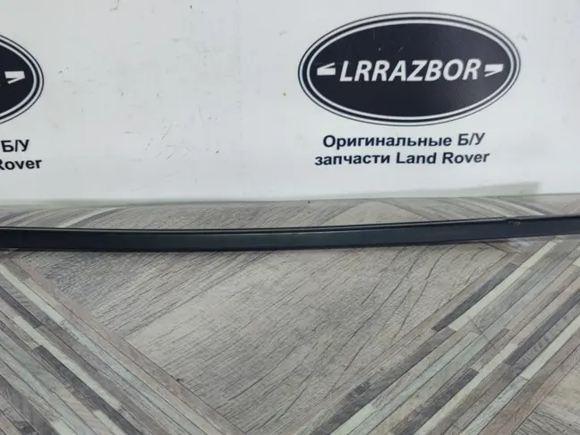 Молдинг стекла заднего правого Range Sport L320
