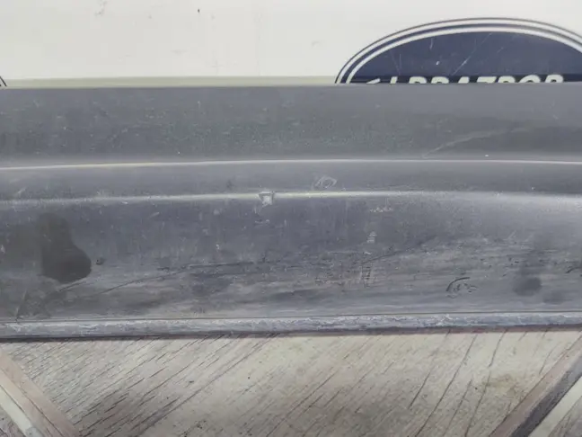 Молдинг передний правый  Range Rover Sport L320