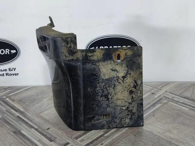 Молдинг переднего правого крыла  Sport L320 05-13