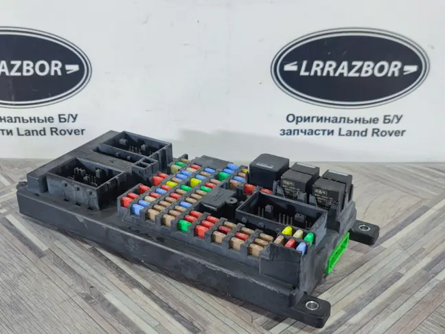 Блок предохранителей салонный Range Sport L320 3.6