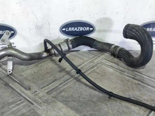 Патрубок турбины левый Range Rover 3 L322 448DT