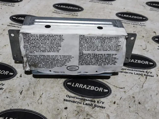Подушка безопасности пассажира DISCOVERY 3/4 L319