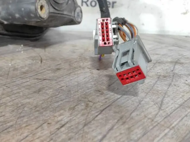 Зеркало левое Land Rover DISCOVERY 3 L319 05-09