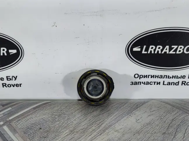 Крышка горловины заливной DISCOVERY L319 05-14