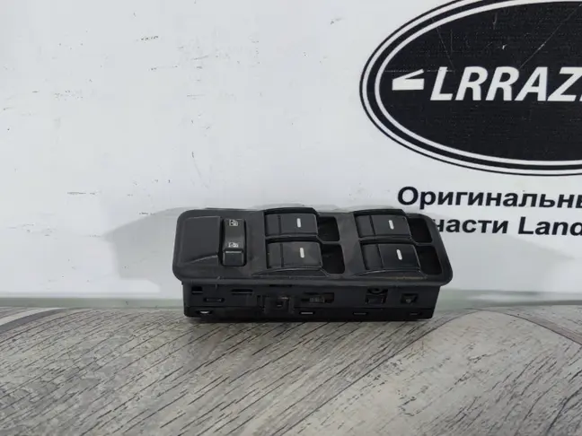 Кнопка стеклоподъемника DISCOVERY 3 L319 05-09