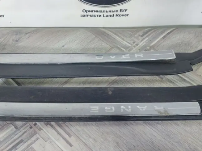 Накладка порога комплект Range Rover Sport L320