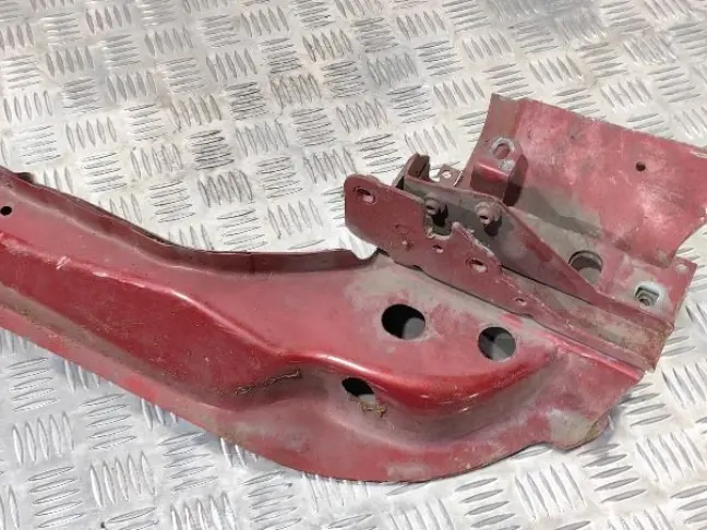 Балка передняя поперечная DISCOVERY 3 L319 05-14