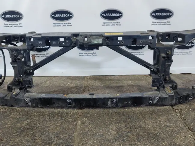 Панель передняя Land Rover DISCOVERY 3/4 L319