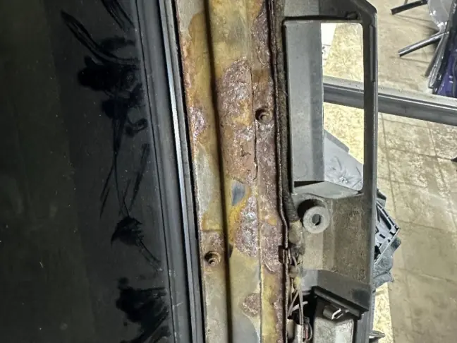 Стекло крышки багажника Range Rover Sport L320