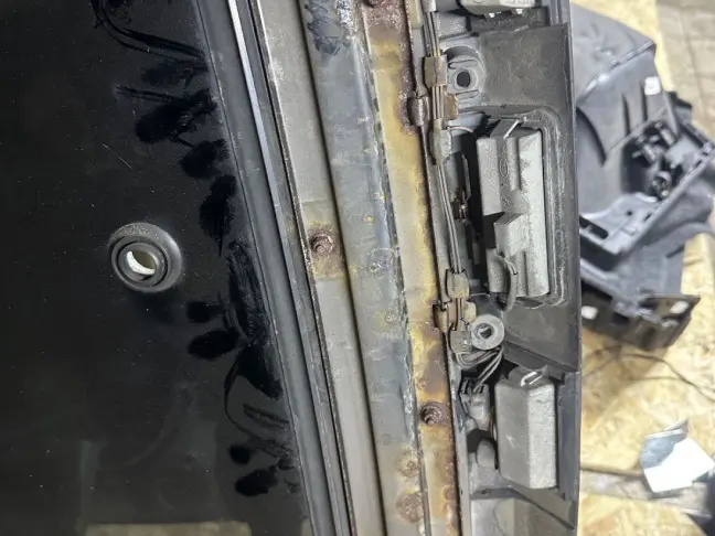 Стекло крышки багажника Range Rover Sport L320