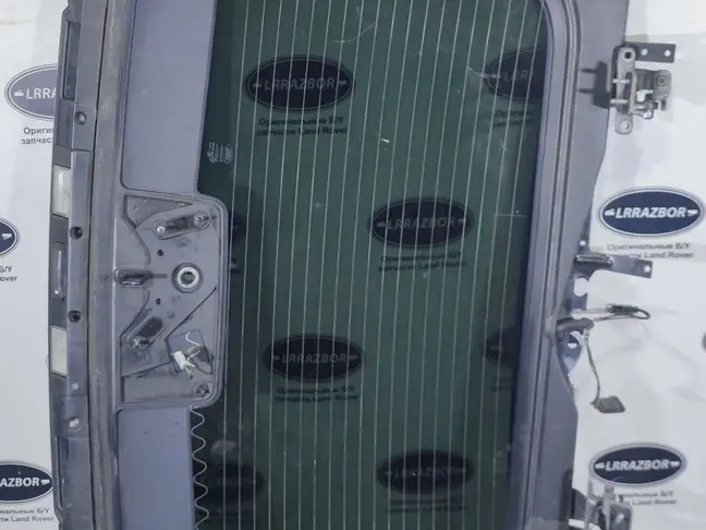 Стекло крышки багажника Range Rover Sport L320