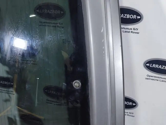 Стекло крышки багажника Range Rover Sport L320