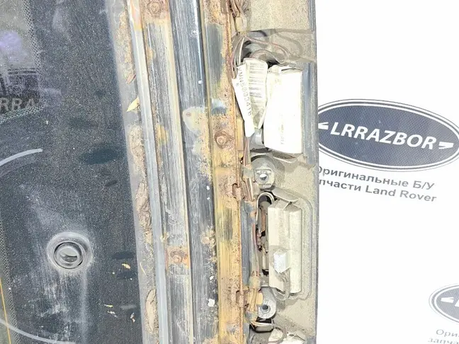 Стекло крышки багажника Range Rover Sport L320