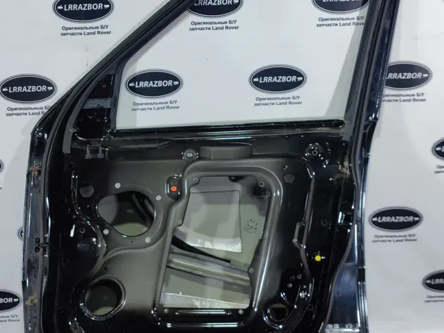 Дверь передняя правая Range Rover Sport L320 05-12