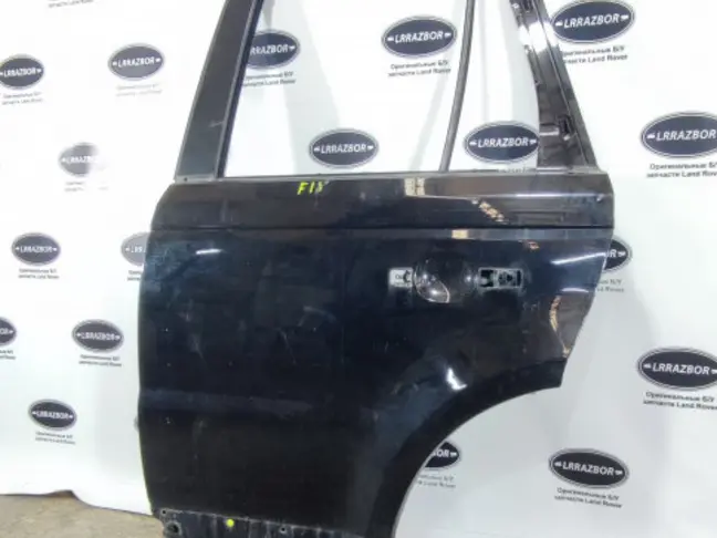 Дверь задняя левая Range Rover Sport L320 05-12