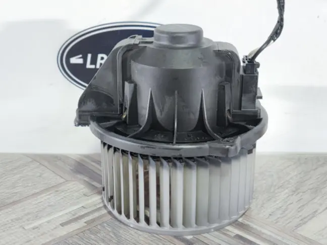 Вентилятор печки Range Rover Sport L320 RHD