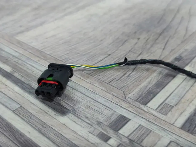 Фишка на парктроник Range Rover L322 2009-2012