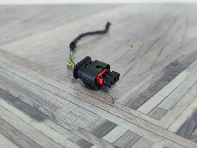 Фишка на парктроник Range Rover L322 2009-2012