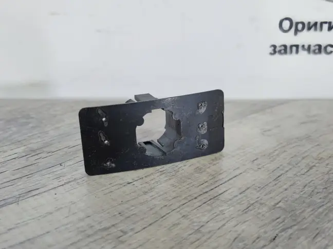 Гнездо парктроника Range Rover L322 2009-2012