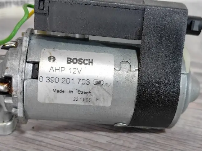 Моторчик колонки верхний Range Rover 3 L322 02-09