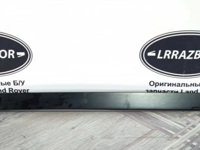 Молдинг стойки задний левый Range Rover L322