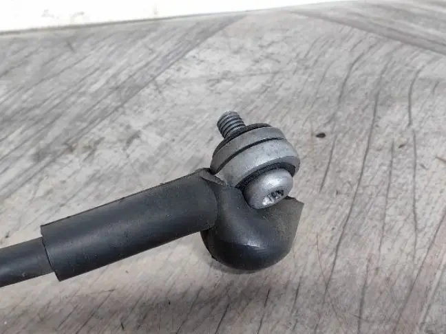 Трос откидного борта Range Rover L322 02-12