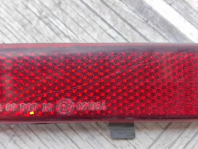 Катафот в бампер правый Range Rover L322 02-12