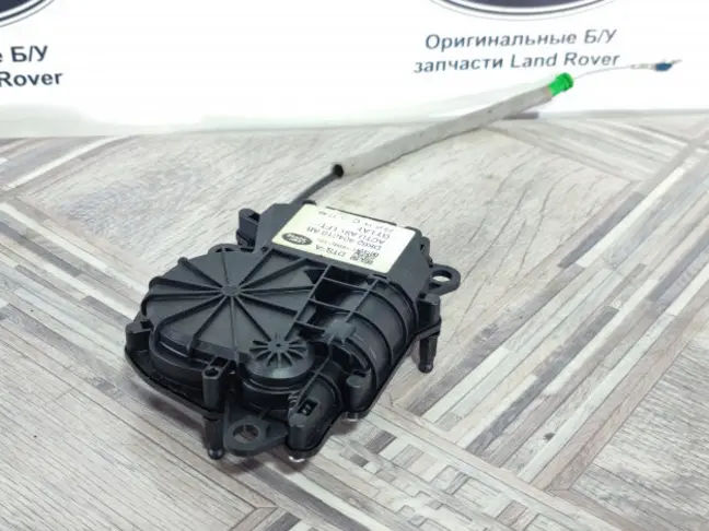 Доводчик крышки багажника Land Rover Sport L494