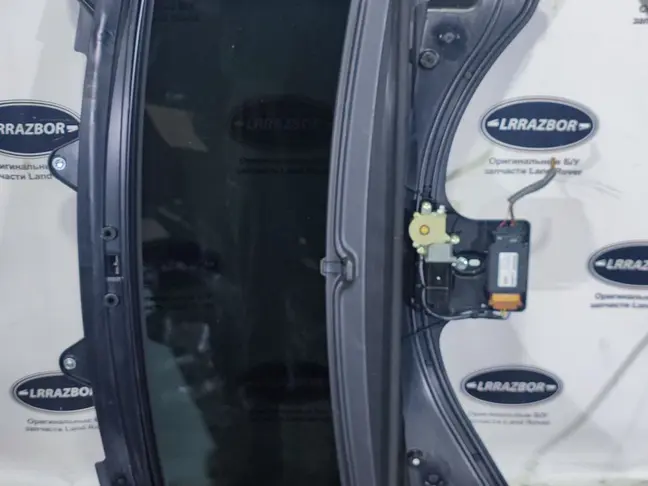 Люк в сборе электрический DISCOVERY 3/4 L319