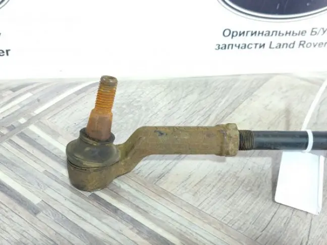Тяга рулевая с наконечником левым Freelander 2