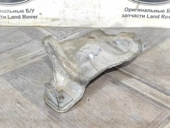 Теплозащита стартера Range Rover 3 L322 4.2