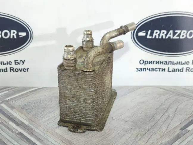 Радиатор масляный моторный Range Rover 4.2
