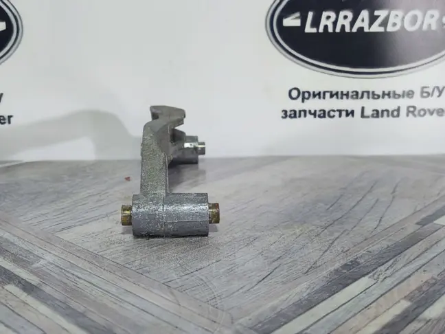 Кронштейн компрессора Range Rover L322 L320 4.2