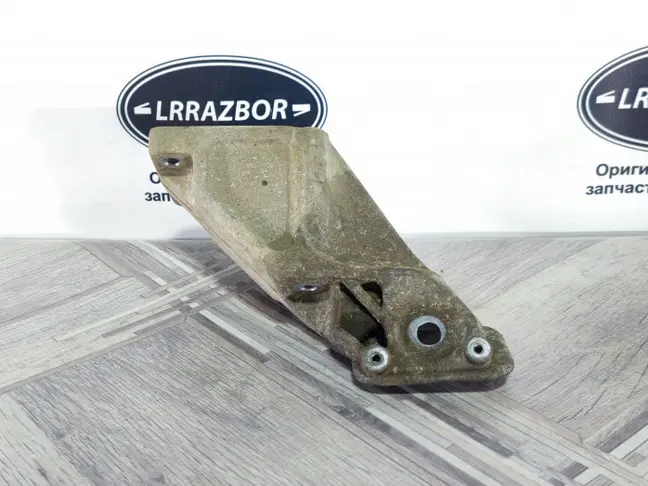 Кронштейн двигателя левый Range Rover 3 L322 4.2