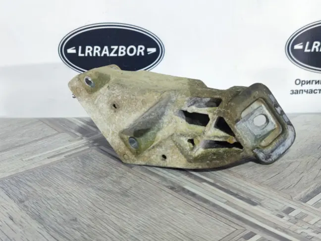 Кронштейн двигателя левый Range Rover 3 L322 4.2