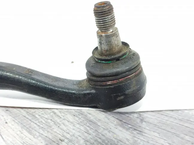 Тяга рулевая с наконечником Range Rover L322