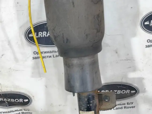 Стойка в сборе правая передняя Range Rover 3 L322