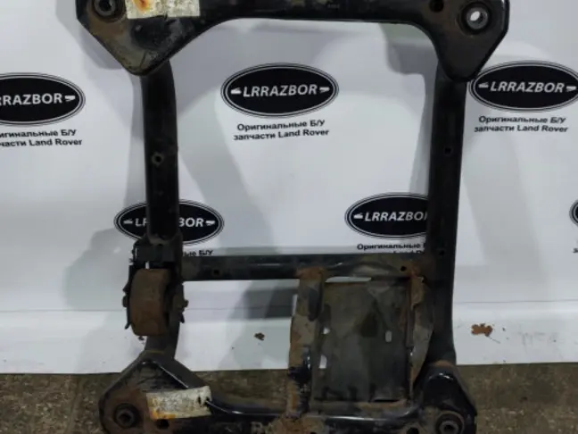 Подрамник раздаточной коробки Range Rover L322