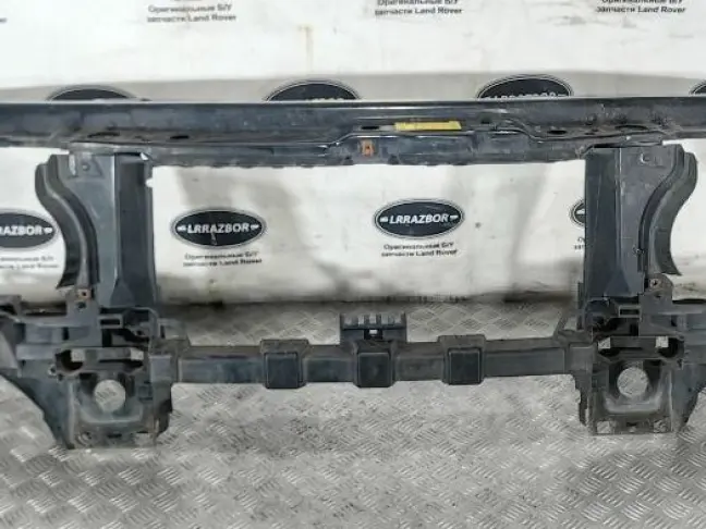 Панель передняя телевизор Range Rover L322 02-09