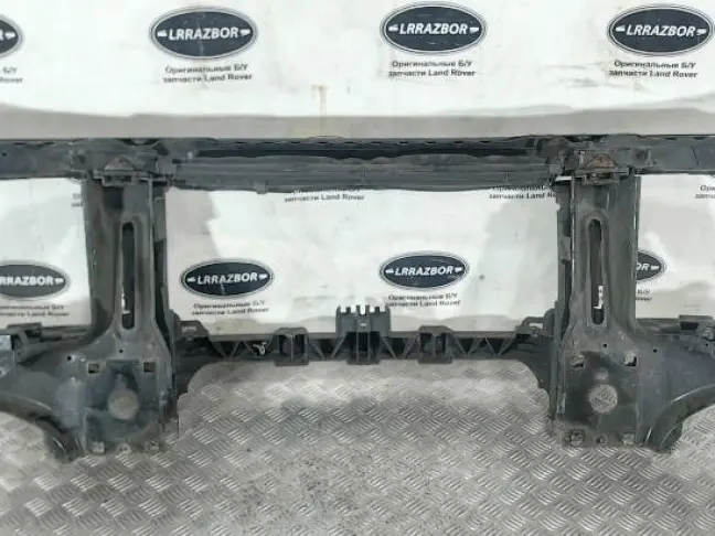 Панель передняя телевизор Range Rover L322 02-09